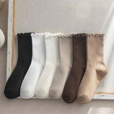 Flounce Ribbed Socks