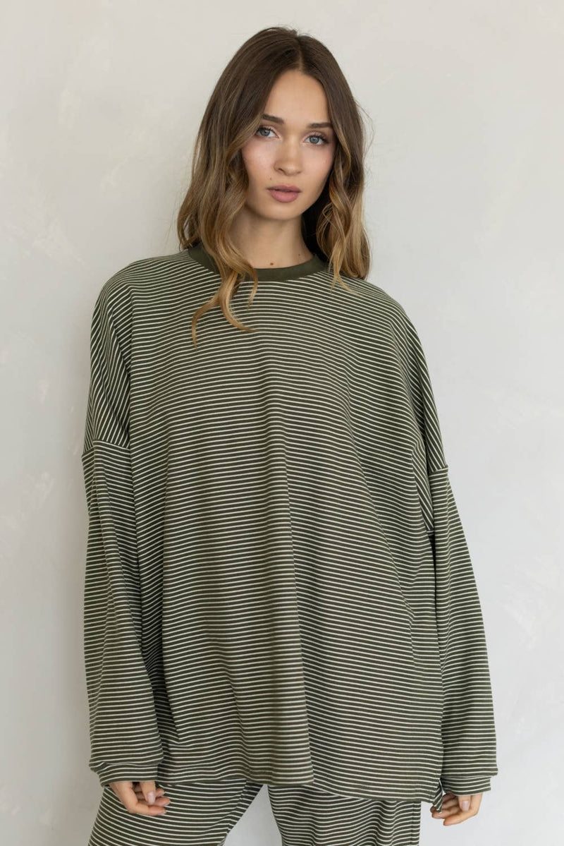 Cozy Oversized Fleece Top (Olive)