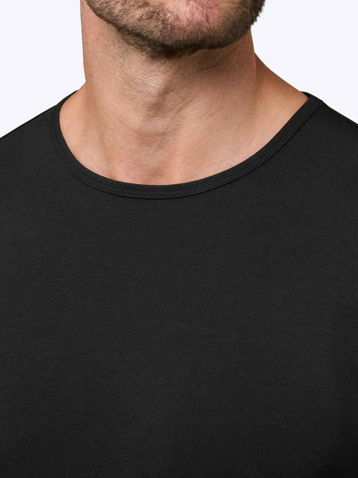CUTS AO Long Sleeve Curve-Hem Tee