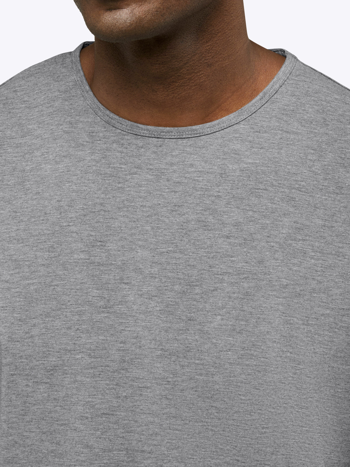 CUTS AO Curve-Hem Tee