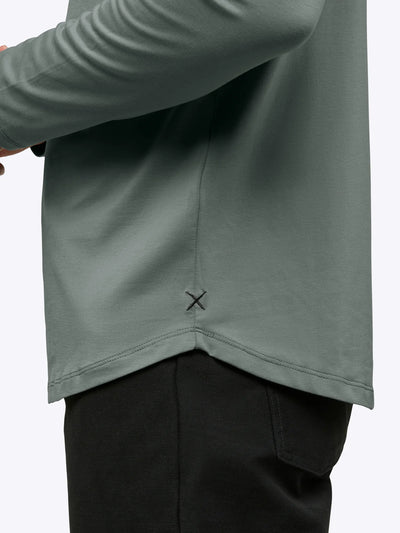 CUTS AO Long Sleeve Curve-Hem Tee