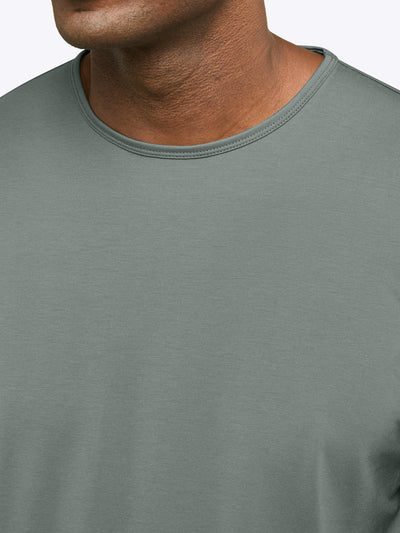 CUTS AO Long Sleeve Curve-Hem Tee